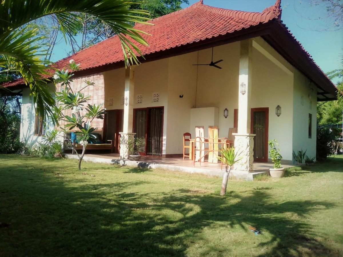 Hotel Batu Ampar Menjangan Banyuwedang Zimmer foto