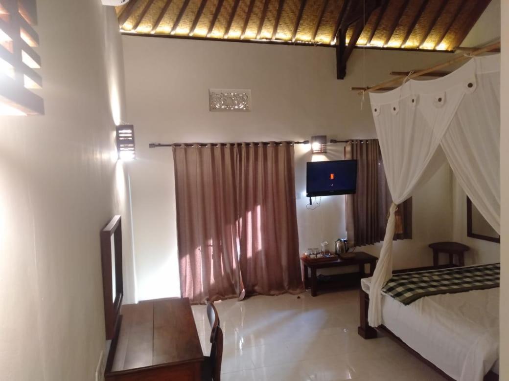 Hotel Batu Ampar Menjangan Banyuwedang Exterior foto