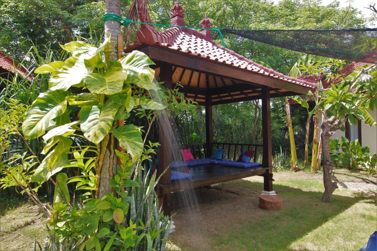Hotel Batu Ampar Menjangan Banyuwedang Exterior foto
